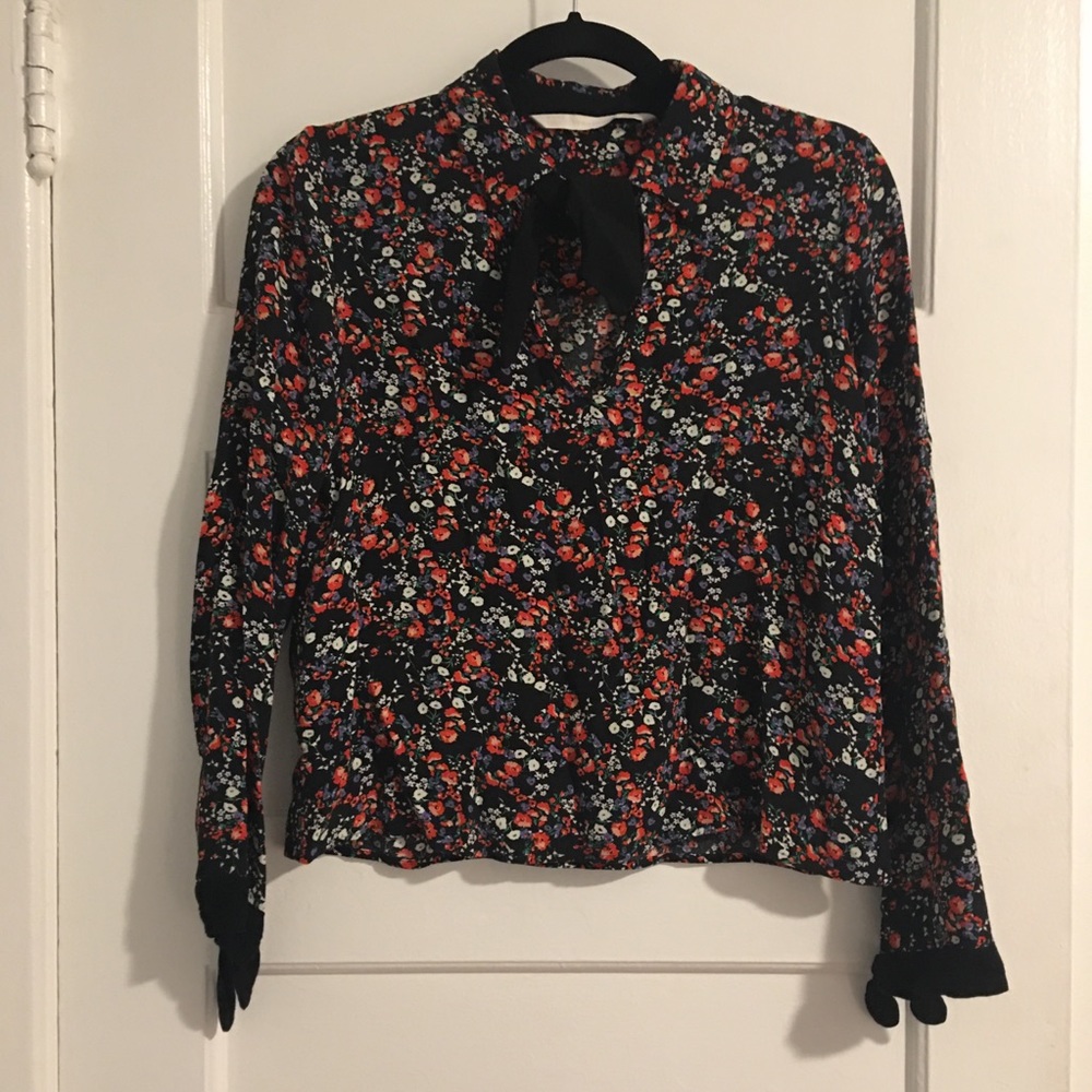 Zara Trafaluc XS Floral Jersey Keyhole Neck